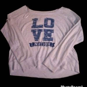 Women's Love Nation sweatshirt